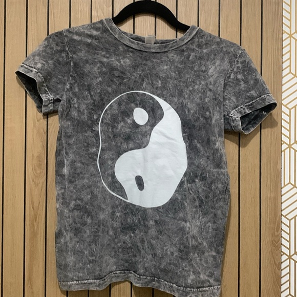 American Apparel Yin Yang T-Shirt - Picture 1 of 3